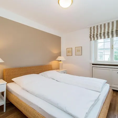 Meyer Ebeling Apartment *